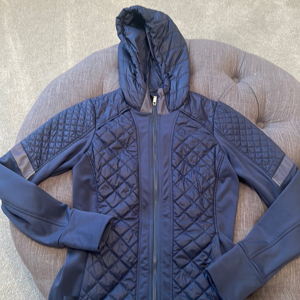 Athleta jacket size small